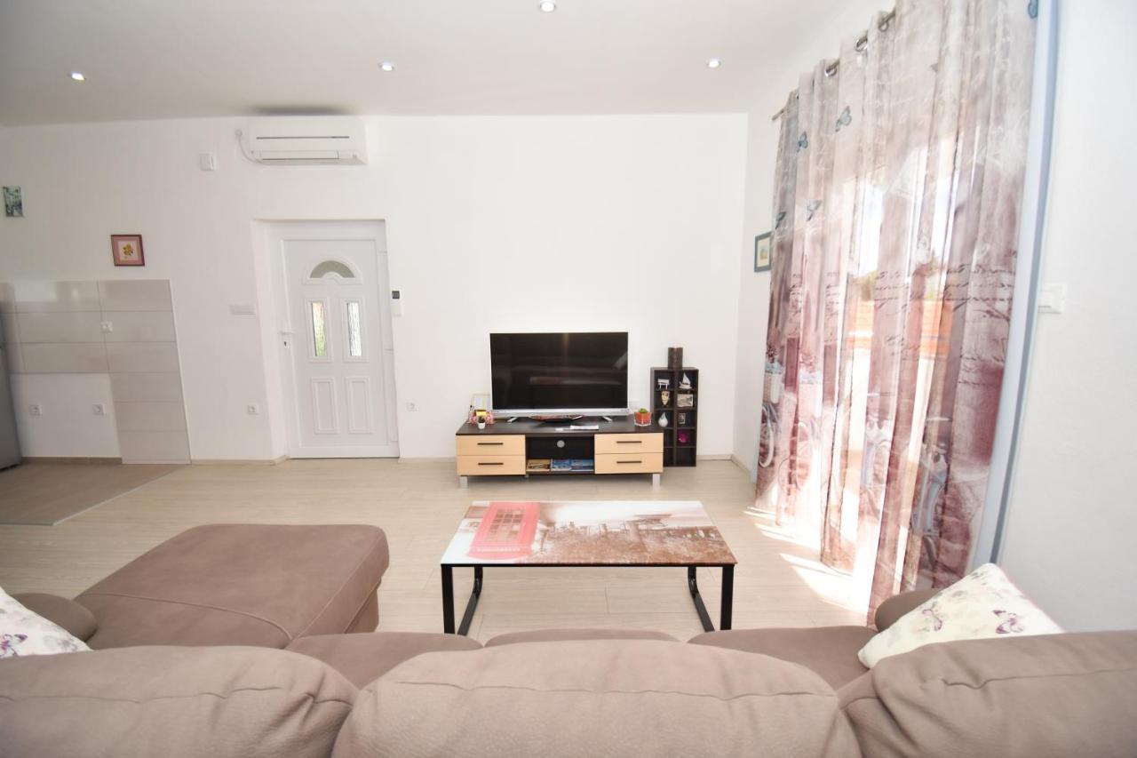 זאדאר Apartment Vip מראה חיצוני תמונה